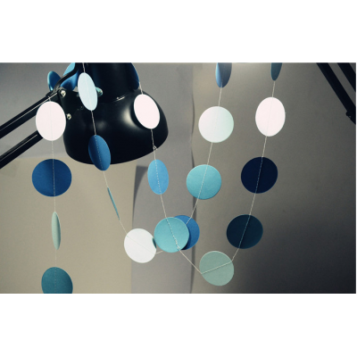 Гирлянда на нитке "Кружочки" голубая